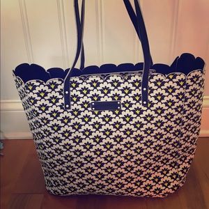 Vera Bradley Tote